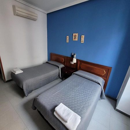 Hostal Pan America Madrid Exterior foto