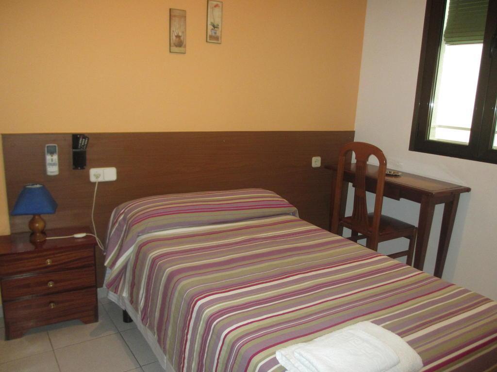 Hostal Pan America Madrid Exterior foto
